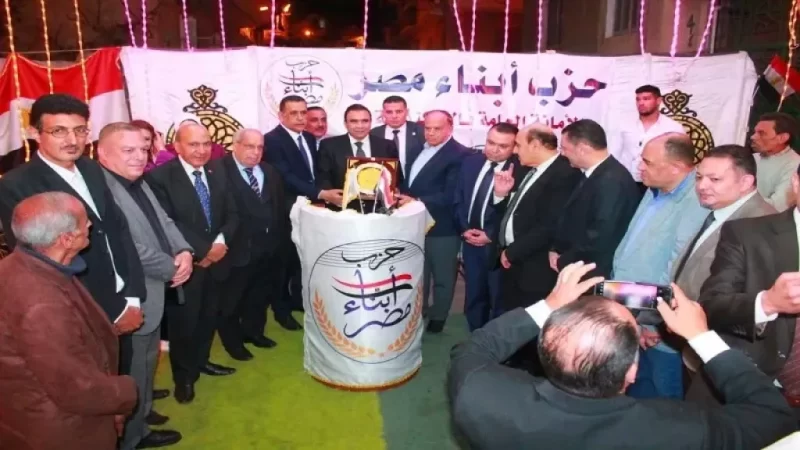 مدحت بركات يفتتح مقر حزب أبناء مصر بالإسكندرية