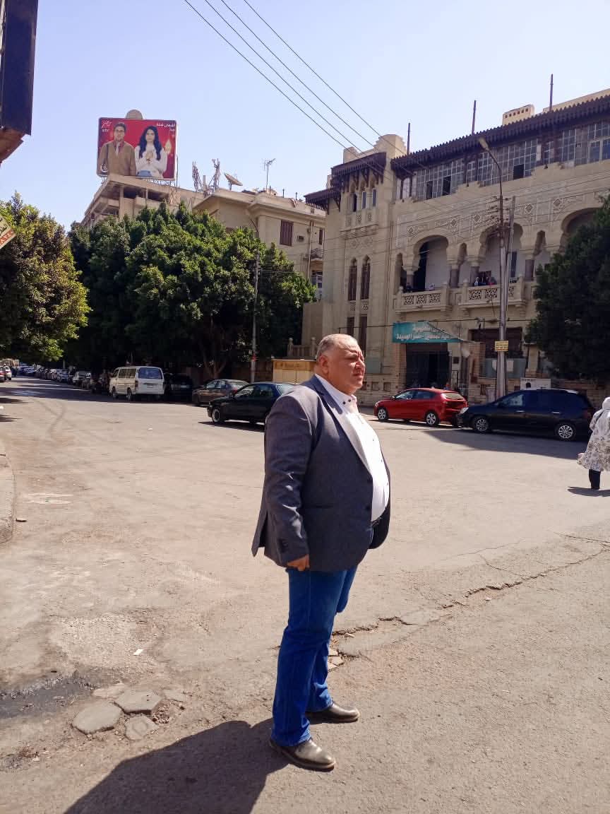 رئيس حى مصر الجديدة يتابع رفع الأشغال بشارع إبراهيم اللقانى