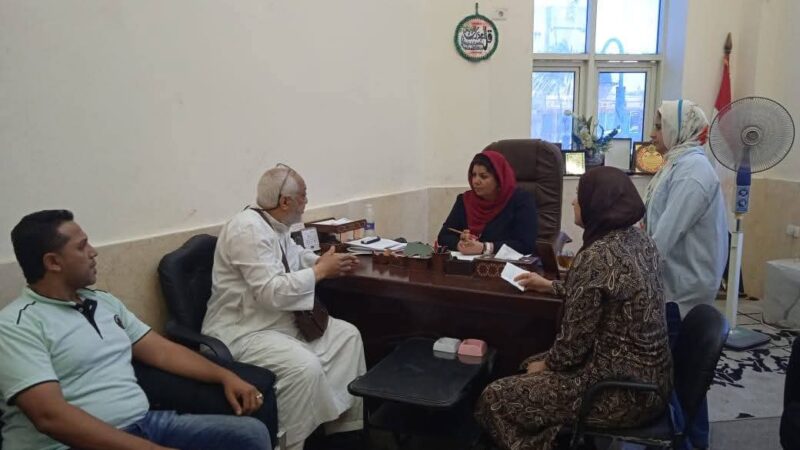 رئيس حى الأميرية تعقد لقاءها الاسبوعي لحل مشاكل المواطنين