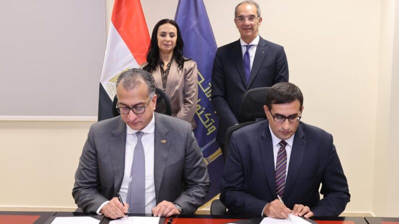 وزيرا الاتصالات والتضامن يشهدان شراكة بين الوزارتين لتنفيذ المشروع الوطنى للتطوير المؤسسى الرقمى للجمعيات والمؤسسات والاتحادات الأهلية