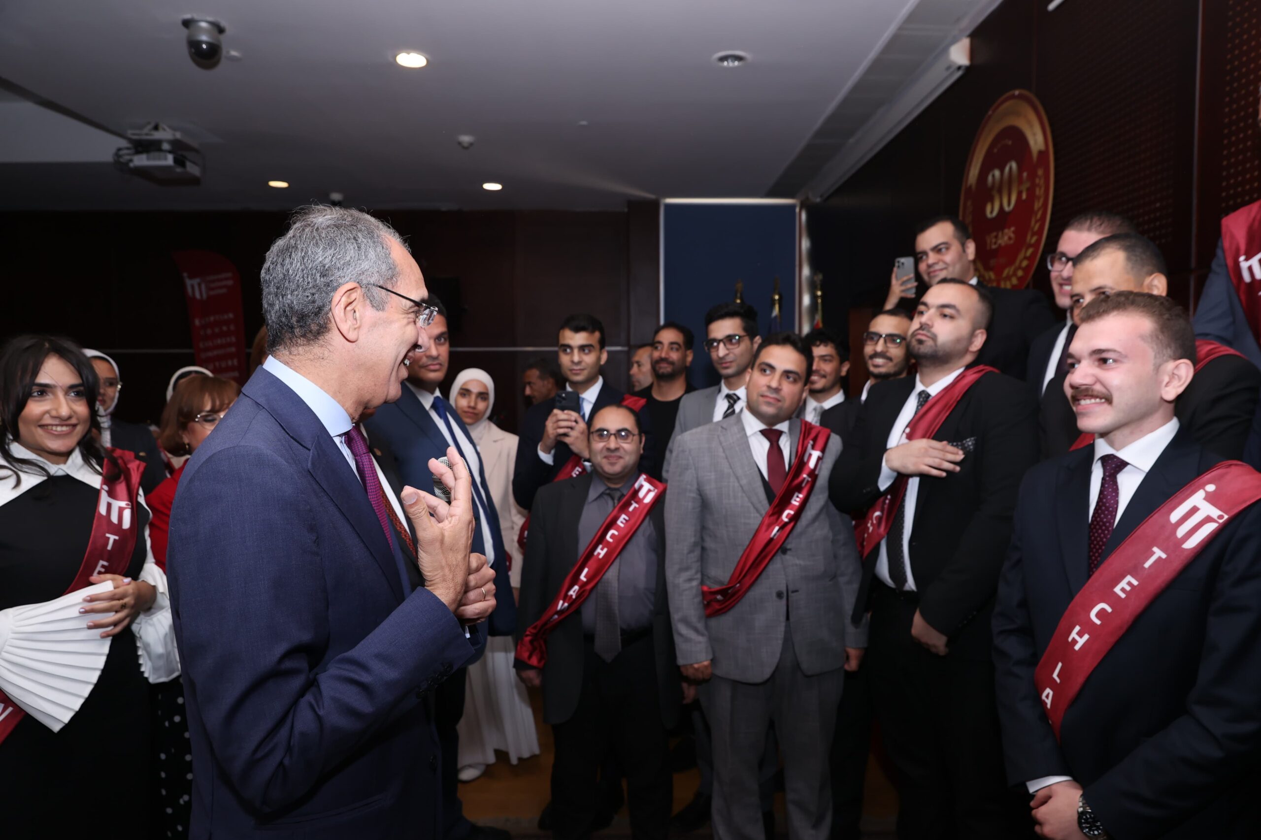 وزير الاتصالات يشهد تخريج الدفعة الأولى لبرنامج القانون والتكنولوجيا وإطلاق النسخة الإلكترونية للبرنامج على منصة “مهارة تك” الرقمية