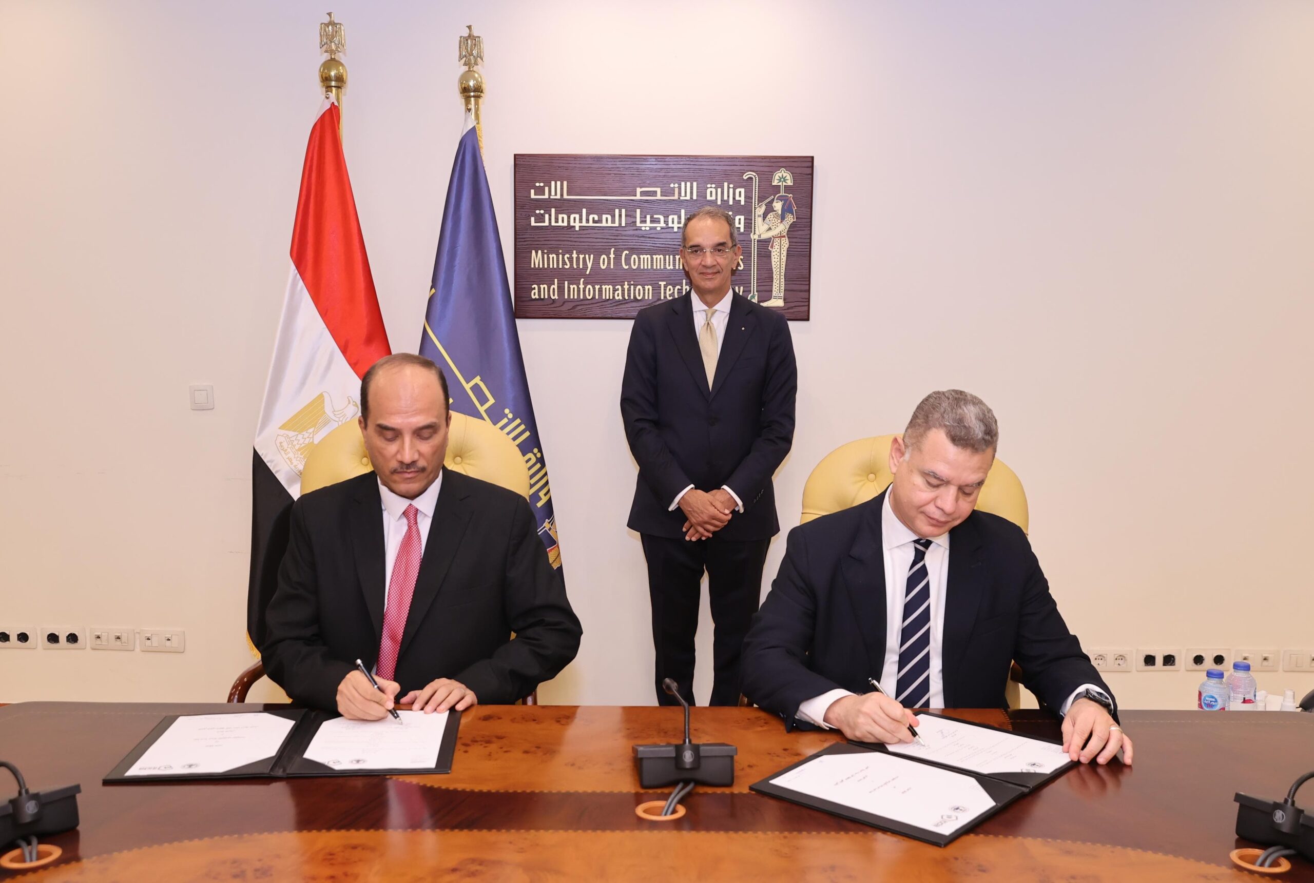 وزير الاتصالات يشهد توقيع اتفاقية تعاون بين “إيتيدا” وجامعة العريش لبناء القدرات الرقمية لطلاب الجامعة وأبناء محافظة شمال سيناء