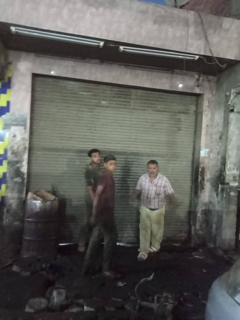 رئيس حى الأميرية يقود حملة لتطبيق قرار مواعيد غلق الورش