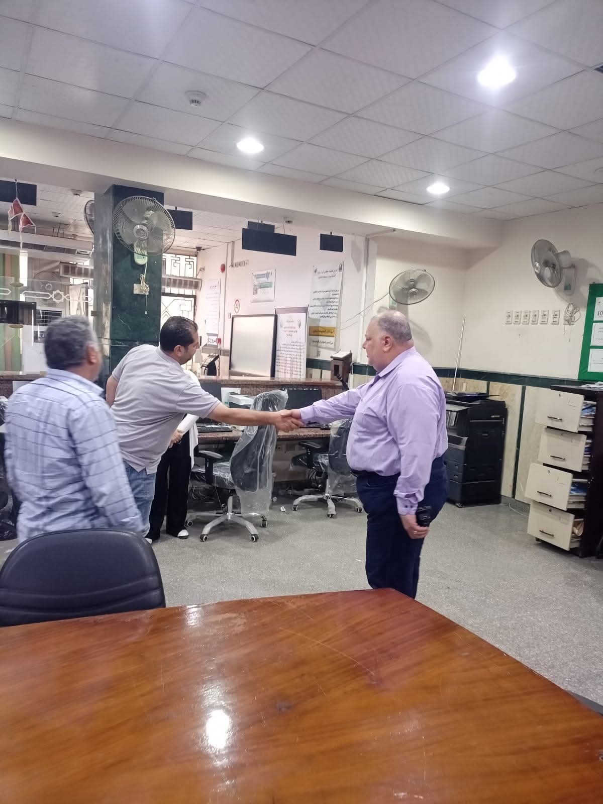 رئيس حى مصر الجديدة يتابع سير أعمال ملفات التصالح والوقوف علي المعوقات