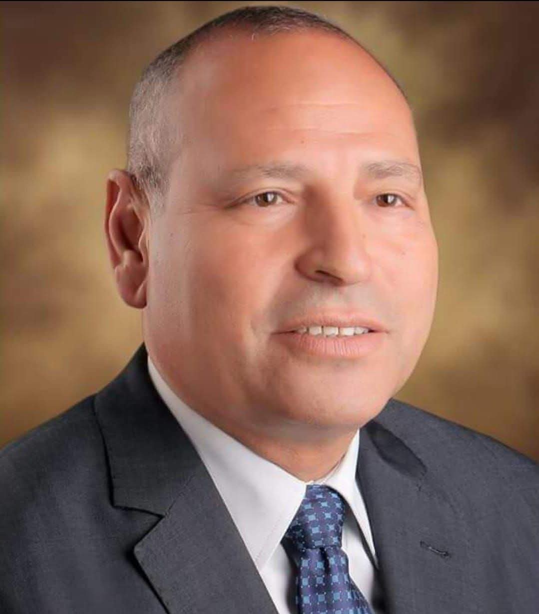 محافظ القاهرة يهنئ أوائل الثانوية العامة بالمحافظة