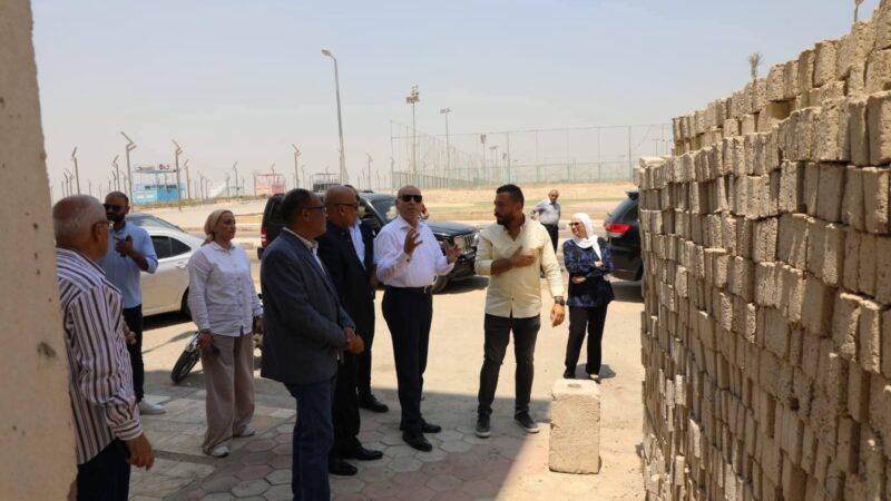 محافظ القاهرة يتفقد مدينة الأسمرات لمتابعة توافر الخدمات المقدمة للمواطنين