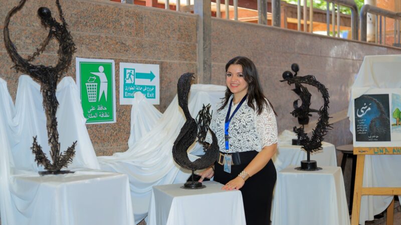 الطالبة الفائزة بالمركز الأول ” في مجال نحت المعادن: أسعى لتمثيل مصر في كل المحافل الدولية