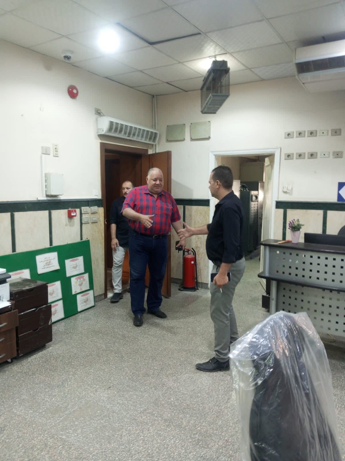 رئيس حى مصر الجديدة يتابع سير تطبيق قانون التصالح