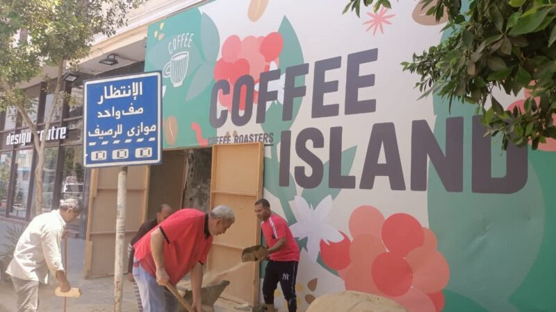 رئيس حى مصر الجديدة يتابع الاعمال الجارية بعقار شارع بغداد