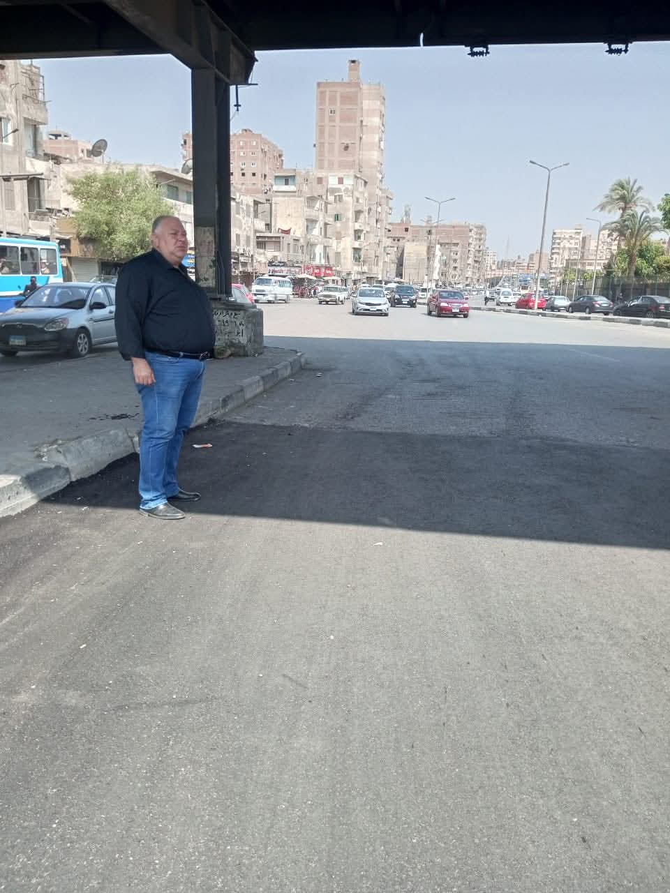 رئيس حى مصر الجديدة يتابع اعمال تطوير ورفع كفاءة الطرق