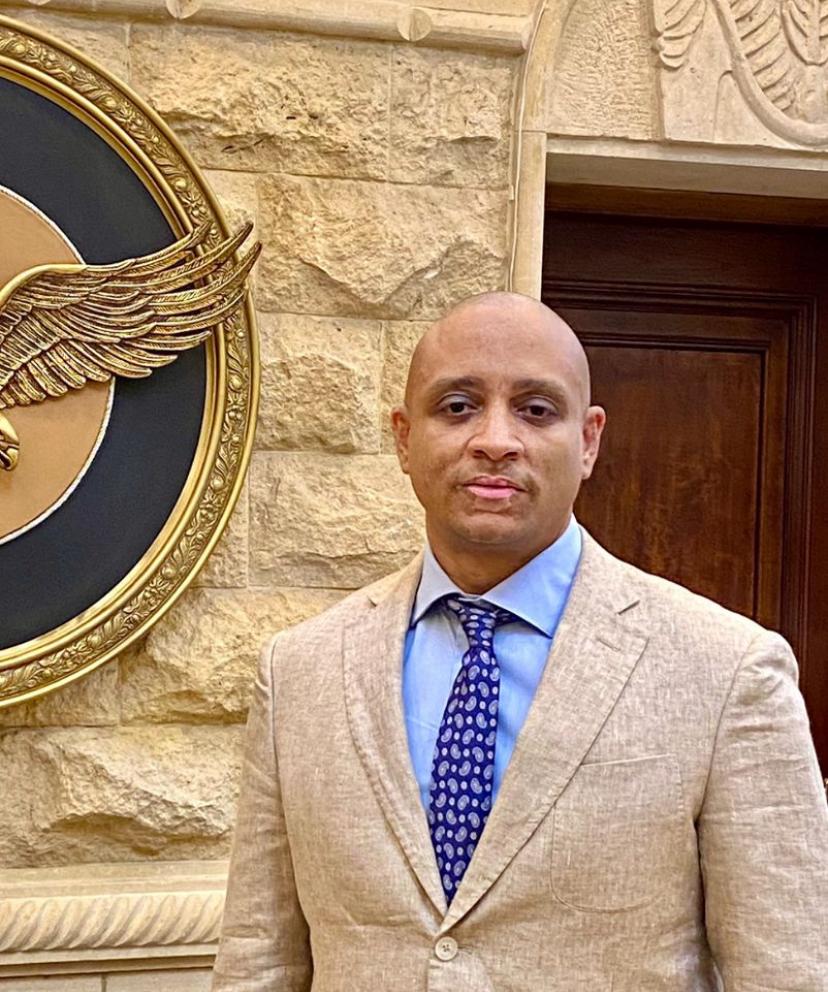 الربان وسام هركي : الشركات المصرية تتوغل لرفع البنية التحتية إفريقياً و عربياً