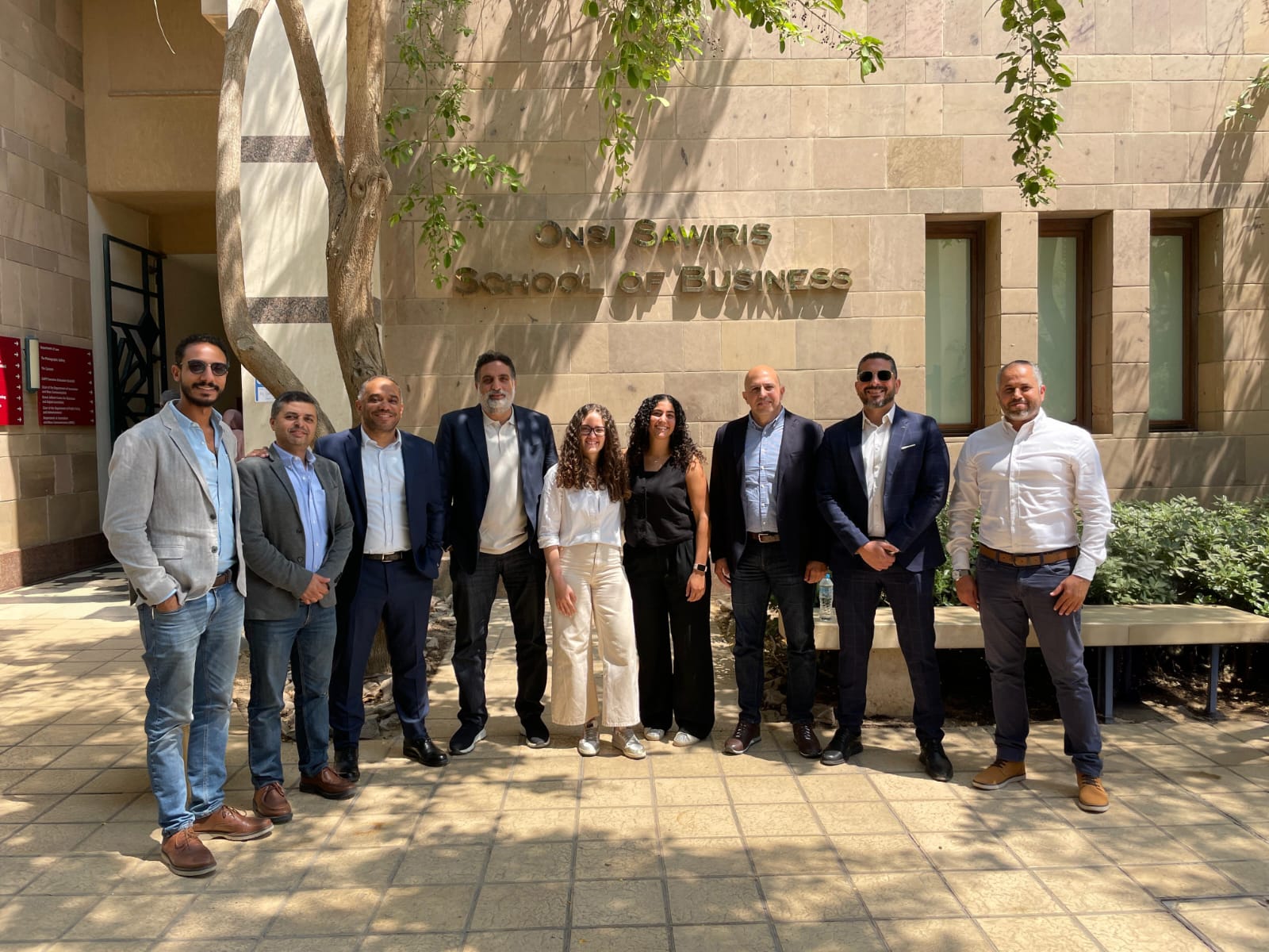 راية للإلكترونيات تختتم تعاوناً بحثياً مع كلية أنسي ساويرس لإدارة الأعمال بالجامعة الأمريكية بالقاهرة