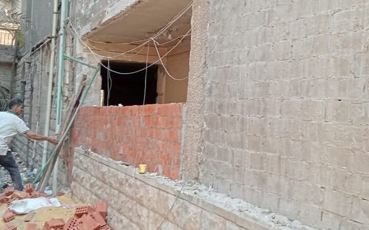 رئيس حى مصر الجديدة يتابع ايقاف اعمال جارية بعقار شارع دمشق
