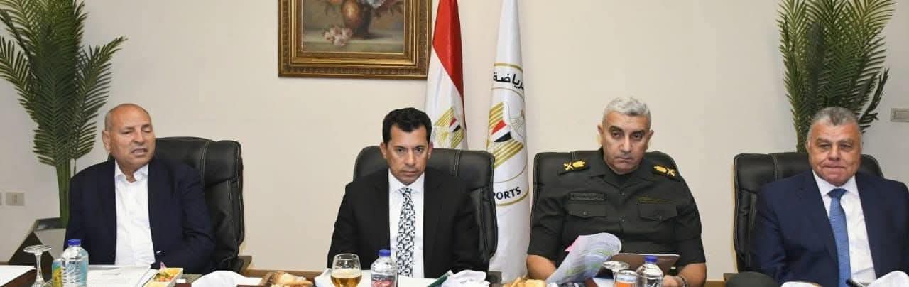 محافظ القاهرة يشهد اجتماع  مجلس إدارة استاد القاهرة