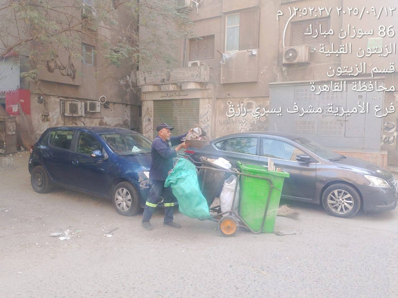 رئيس حى الأميرية  يتابع اعمال النظافه ورفع كفاءه بالحى