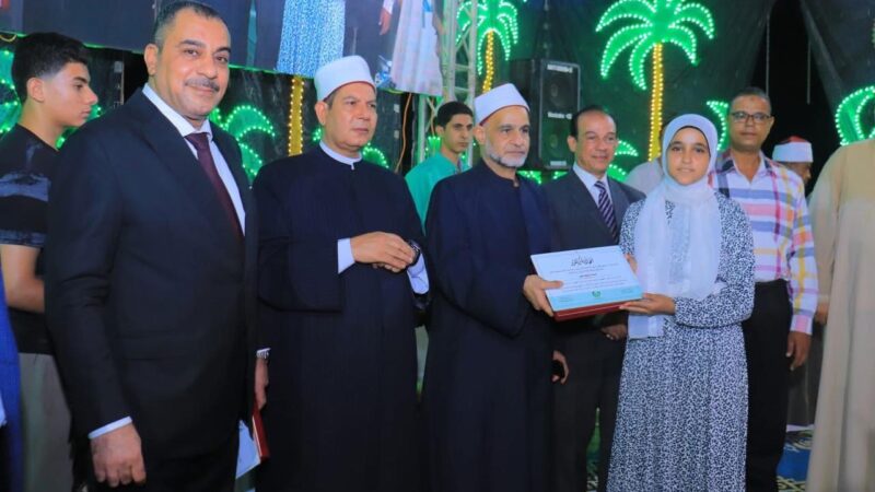 تكريم 124 حافظا للقرآن الكريم بقرية سنبو بزفتى