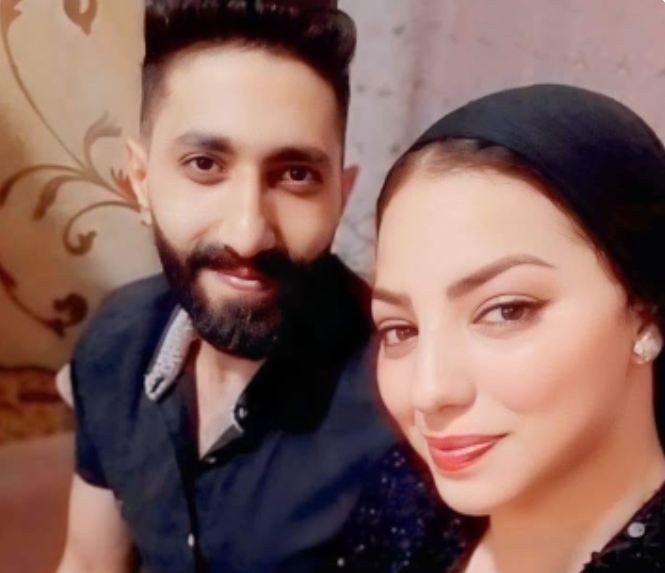 خيرالله يهنئ الزميلة عزة سالم بخطوبة كريمتها