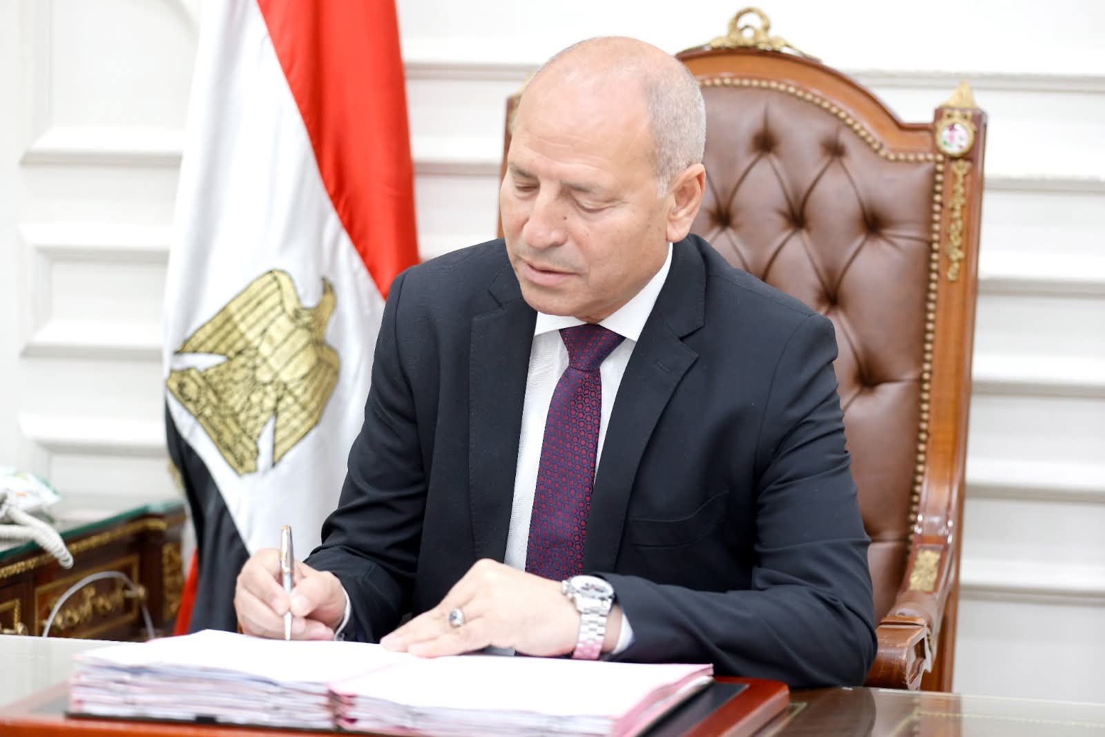 محافظ القاهرة يصدر حركة تنقلات تكميلية بين رؤساء الأحياء