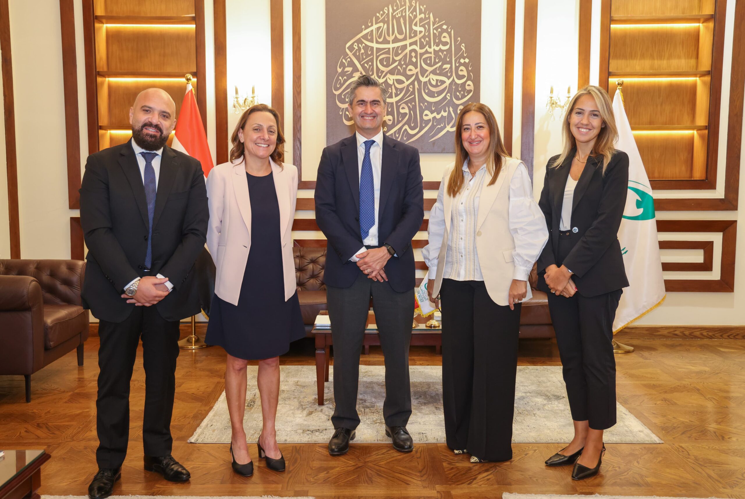 رئيس البريد المصري تلتقي الرئيس الإقليمي لشركة “Visa Inc” لمنطقة وسط وشرق أوروبا والشرق الأوسط وإفريقيا لبحث سبل التعاون