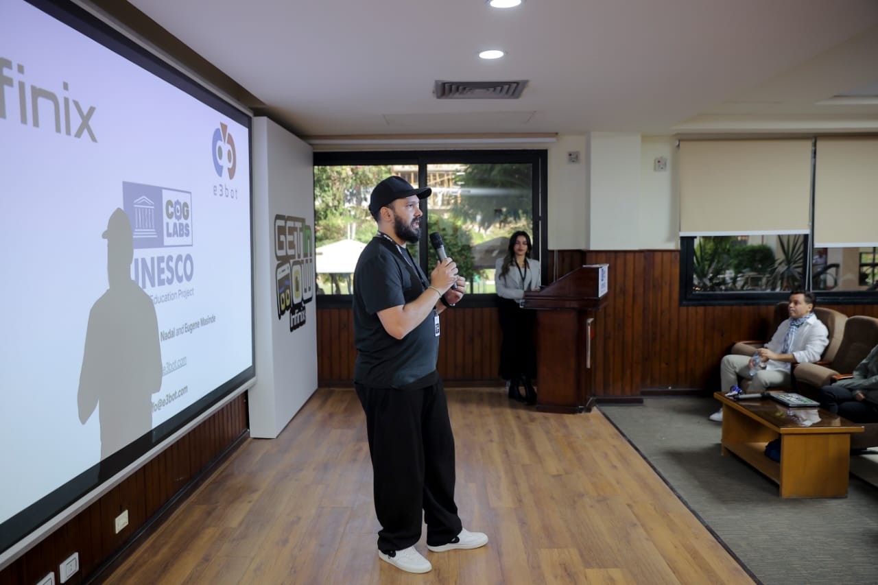 انفينيكس تنظم ورشة عمل للذكاء الاصطناعي والروبوتات بالتعاون مع اليونسكو بالجامعة الكندية بالقاهرة