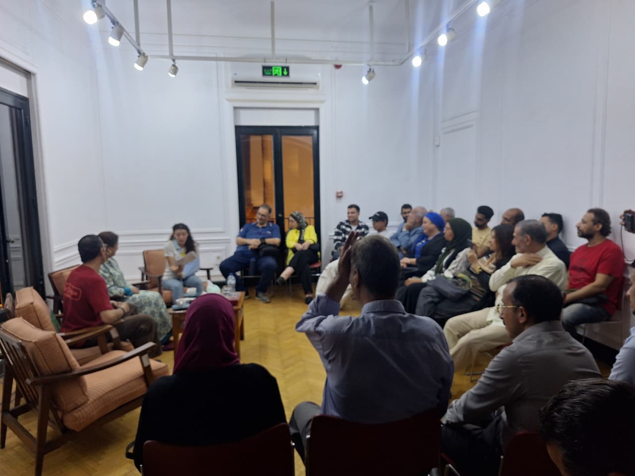 ليلة مسرحية مميزة في معهد ثربانتس بالقاهرة ضمن برنامج المايكروتياترو