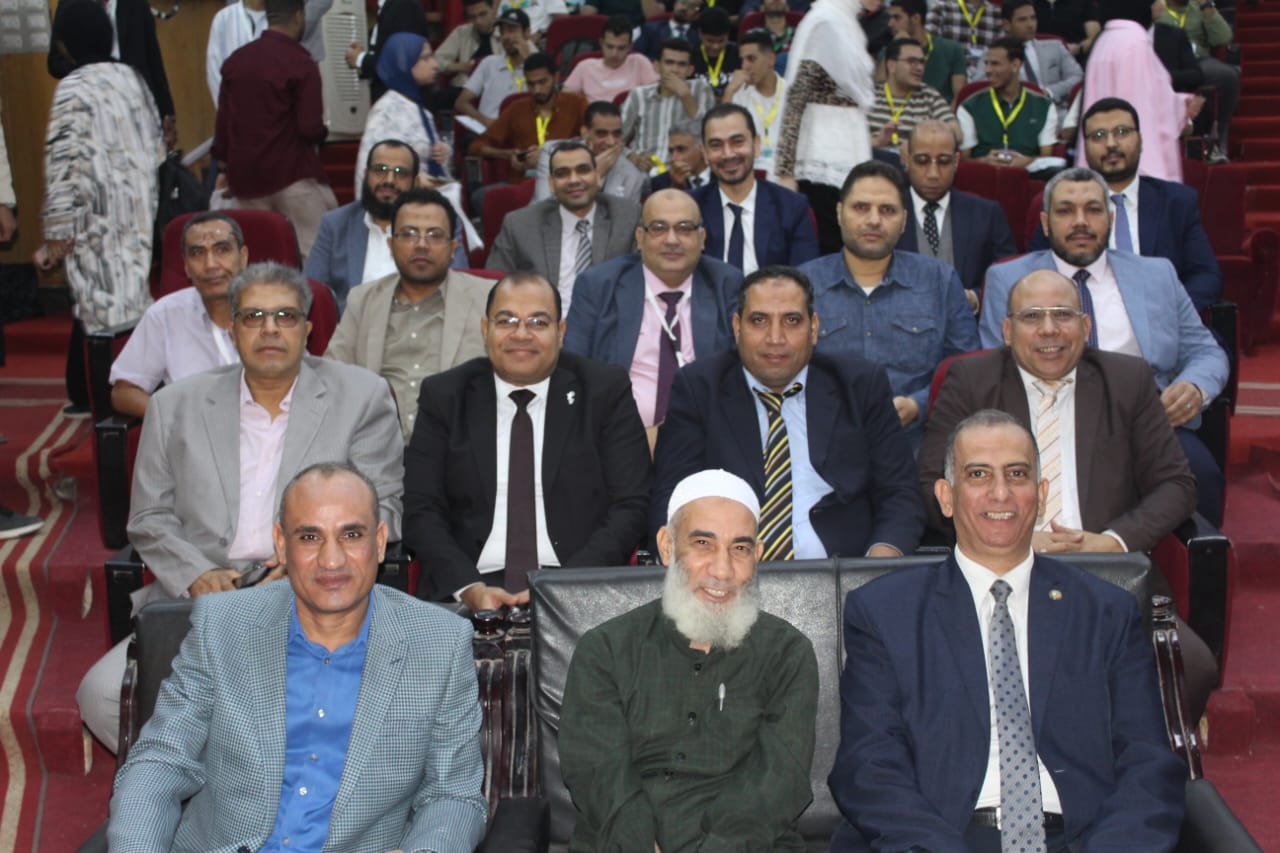 الأزهر يسْطُر صفحةً جديدًة في تاريخ طلاب الصيدلة