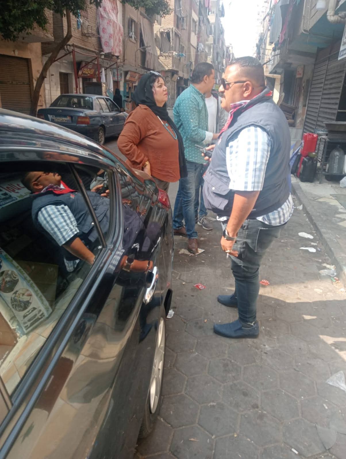 رئيس حى الأميرية تقود حملة اشغالات بنطاق الحى