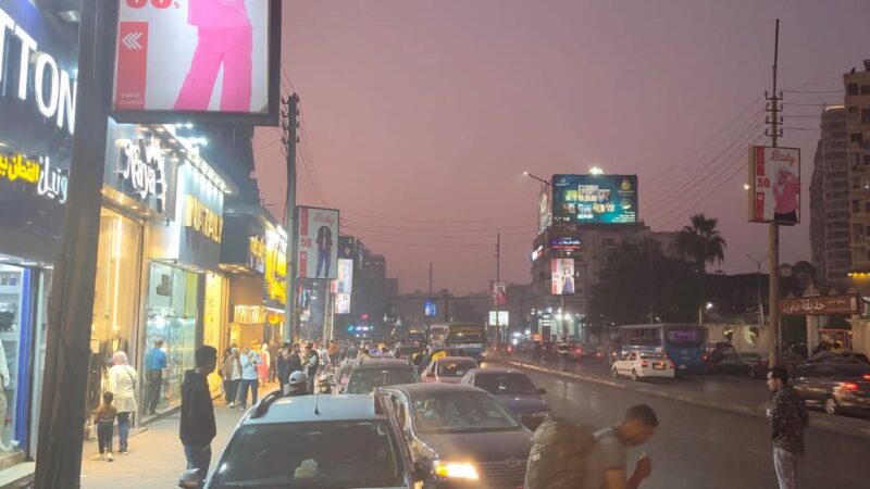 رئيس حي مصر الجديدة يوجه بحملة مكبرة لازالة الاشغالات والمخلفات