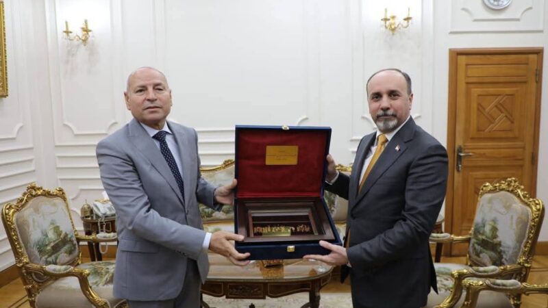 محافظ القاهرة يستقبل محافظ بغداد والوفد المرافق له