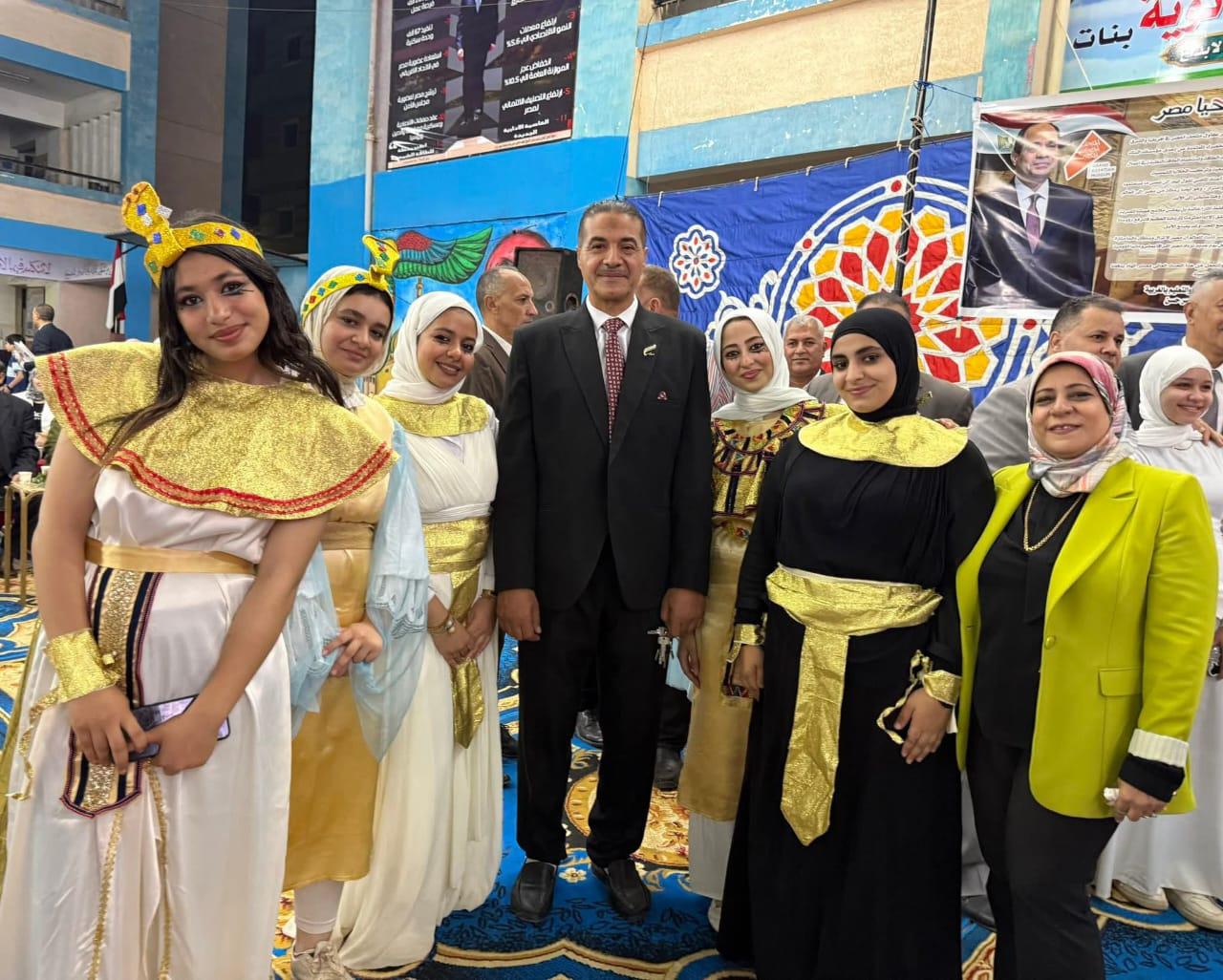 مدرسة الشهيد مختار كامل بزفتي  تحتفل بافتتاح المتحف المصرى الكبير