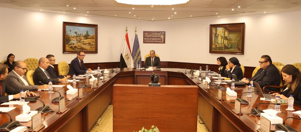 وزير الاتصالات يشهد توقيع  تفاهم لتأهيل الكوادر الشابة وتوفير فرص عمل لهم فى مجال تكنولوجيا ServiceNow 