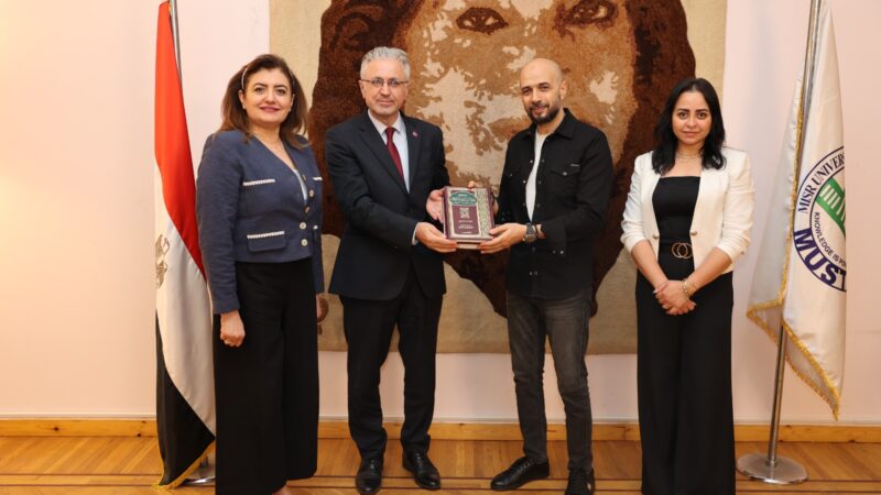 جامعة مصر للعلوم والتكنولوجيا تستقبل المستشار التعليمي التركي وتبحث سبل التعاون الأكاديمي
