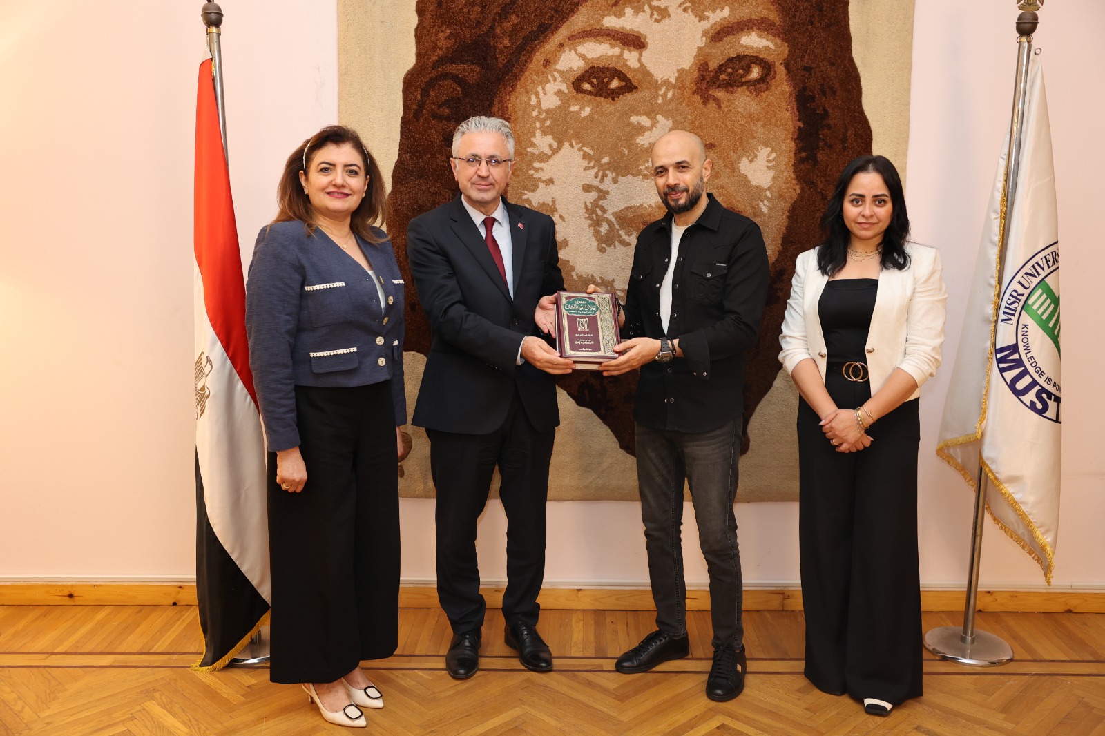 جامعة مصر للعلوم والتكنولوجيا تستقبل المستشار التعليمي التركي وتبحث سبل التعاون الأكاديمي