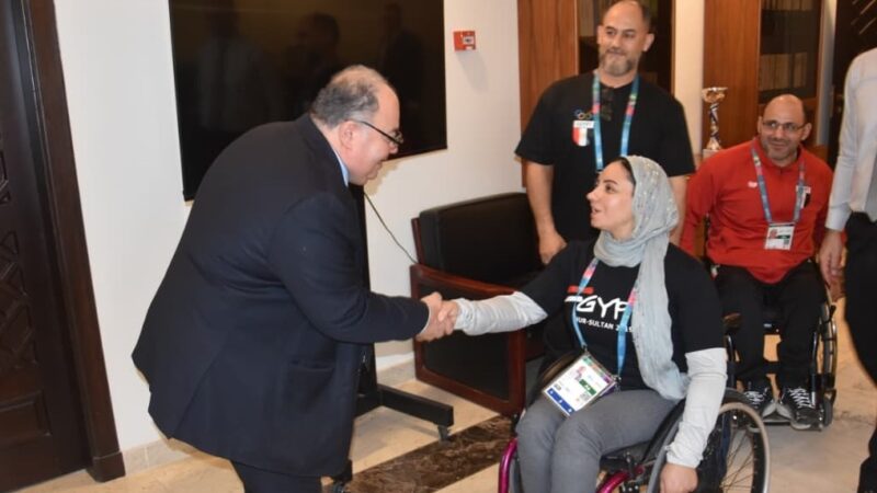 ياسر هاشم قنصل مصر فى الرياض يستقبل بعثة رفع الأثقال