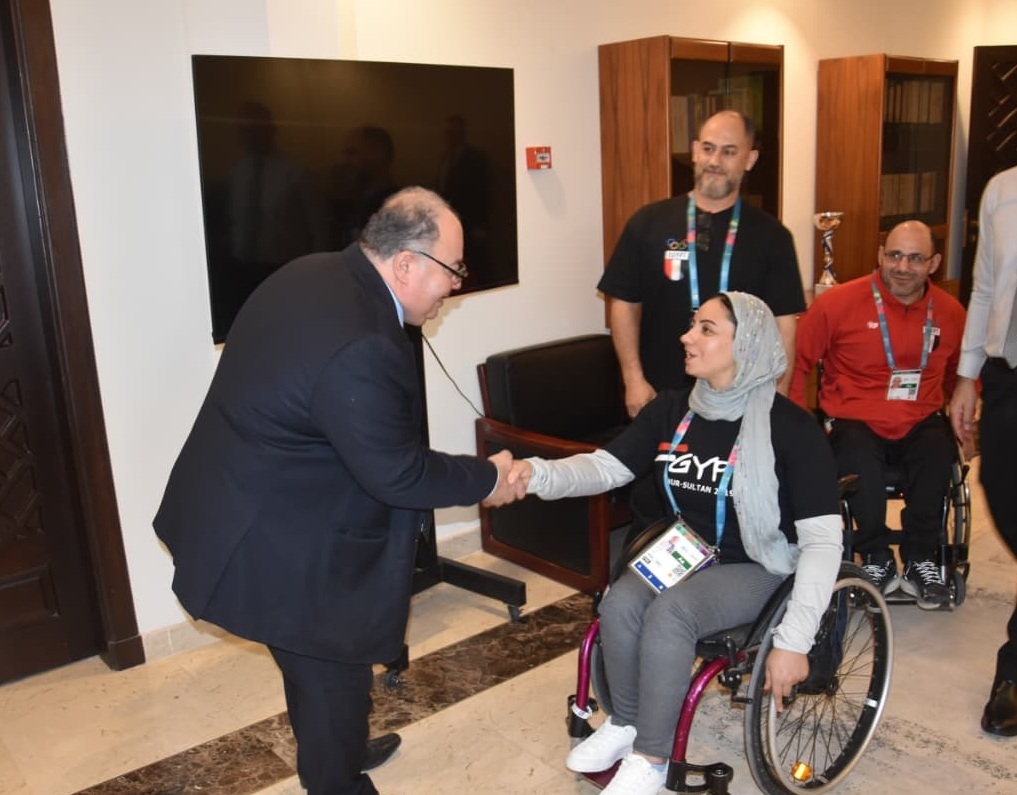 ياسر هاشم قنصل مصر فى الرياض يستقبل بعثة رفع الأثقال