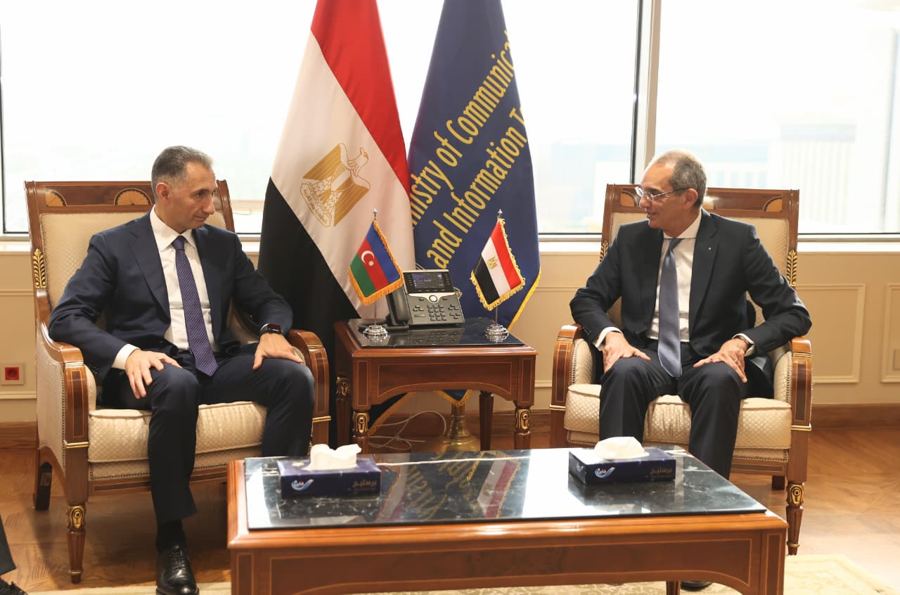 وزير الاتصالات يبحث تعزيز التعاون فى مجالات التحول الرقمى والذكاء الاصطناعى والأمن السيبرانى وبناء القدرات الرقمية مع أذربيجان