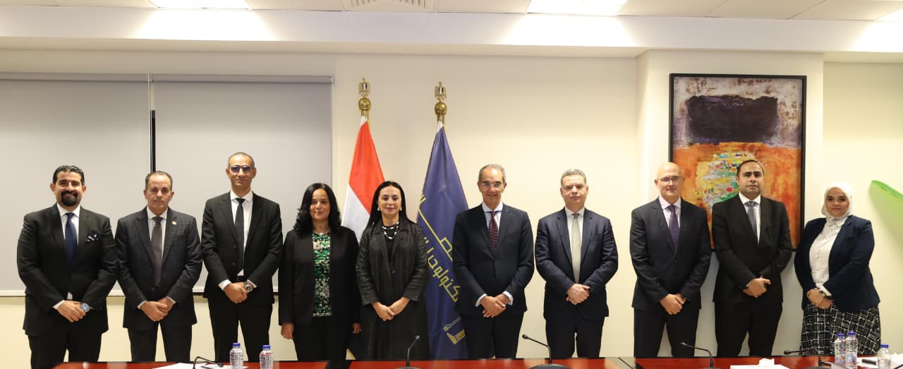 وزيرا الاتصالات والتضامن يشهدان توقيع تعاون بين “إيتيدا” وشركة “دى إكس سى تكنولوجى” لإطلاق برنامج ITIDA-DXC Dandelion لتدريب وتأهيل ذوى الاضطرابات العصبية