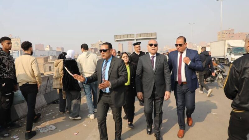 محافظ القاهرة يتفقد بجولة مفاجئة أعلى دائرى السلام