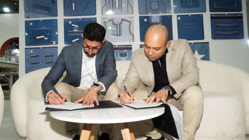 “سكر مكة” توقع اتفاقية مع  “أندوز” للتصنيع الذكي لتوفير أنظمة مبتكرة ترفع جودة إنتاج ماكينات الخياطة بنسبة 40٪