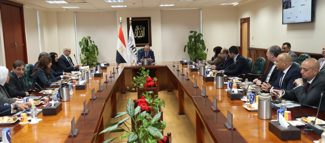 الدكتور عمرو طلعت: الجهاز القومى لتنظيم الاتصالات أطلق حزمة من الخدمات تشمل خدمات الجيل الخامس وإنترنت الأشياء للسيارات وWiFi Calling والشرائح المدمجة eSIM