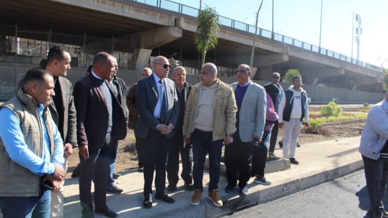 محافظ القاهرة يتفقد أعمال الترميم الجارية بسور مجرى العيون