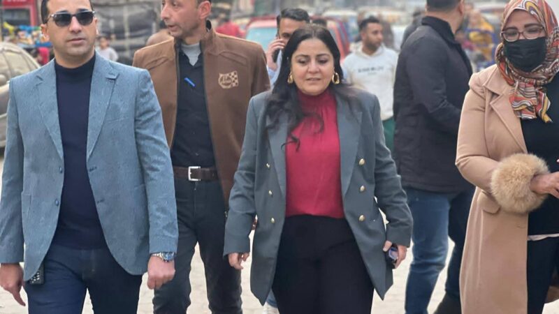 نائب محافظ القاهرة للمنطقة الشرقية تتفقد أعمال تركيب بلاط انترلوك بغرب مدينة نصر