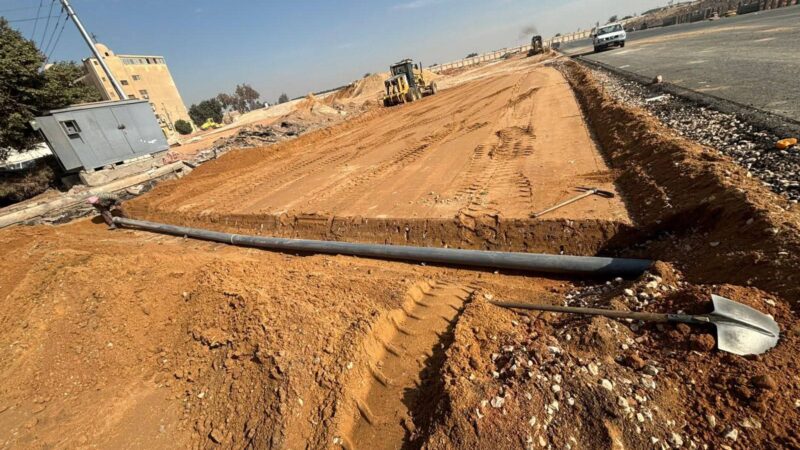 رئيس حى مصر الجديدة يتابع تطوير ورفع كفاءة الانارة بشوارع الحي