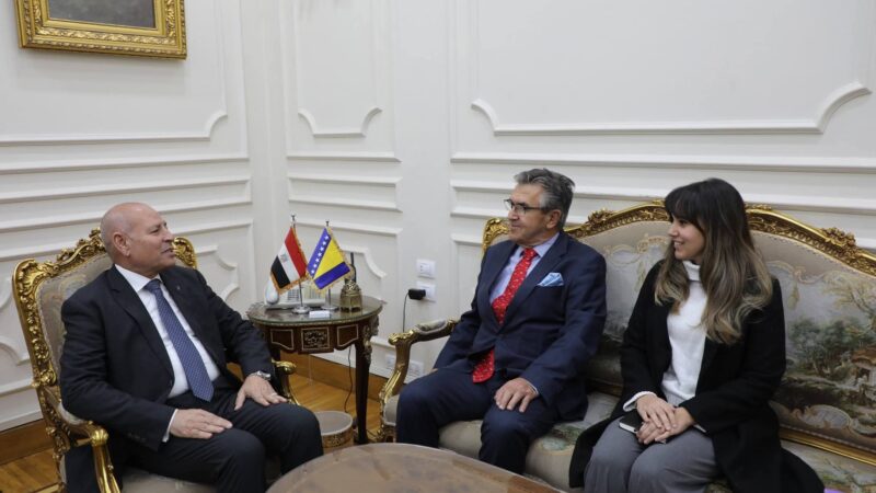 محافظ القاهرة يستقبل سفير البوسنة والهرسك بالقاهرة بديوان عام المحافظة