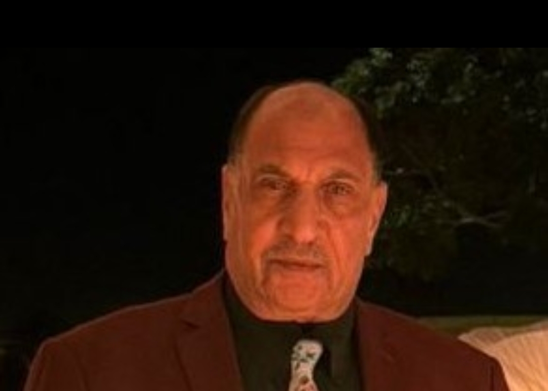 ” المصريين بالخارج “يطالب وزير التعليم العالي بزيادة نسبة قبول أبناء المصريين بالخارج في الجامعات الحكومية الى 10%