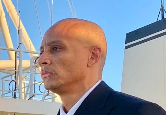 قادة و خبراء إستراتيجيون و أمنيون يدعمون الربان وسام هركي:دمج “عيون مصر” في أعالي البحار داخل الدولة و خروج نقابة تدعم رؤية مصر ٢٠٣٠