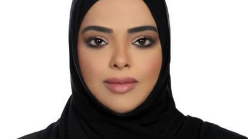 اسماء ربيع المنهالي.. تكتب : حين يتجاوز الصوتُ المسافة… شهادة إنسانية في مسيرة أحمد الطيب — ثمانون عامًا من الحكمة والإنسانية