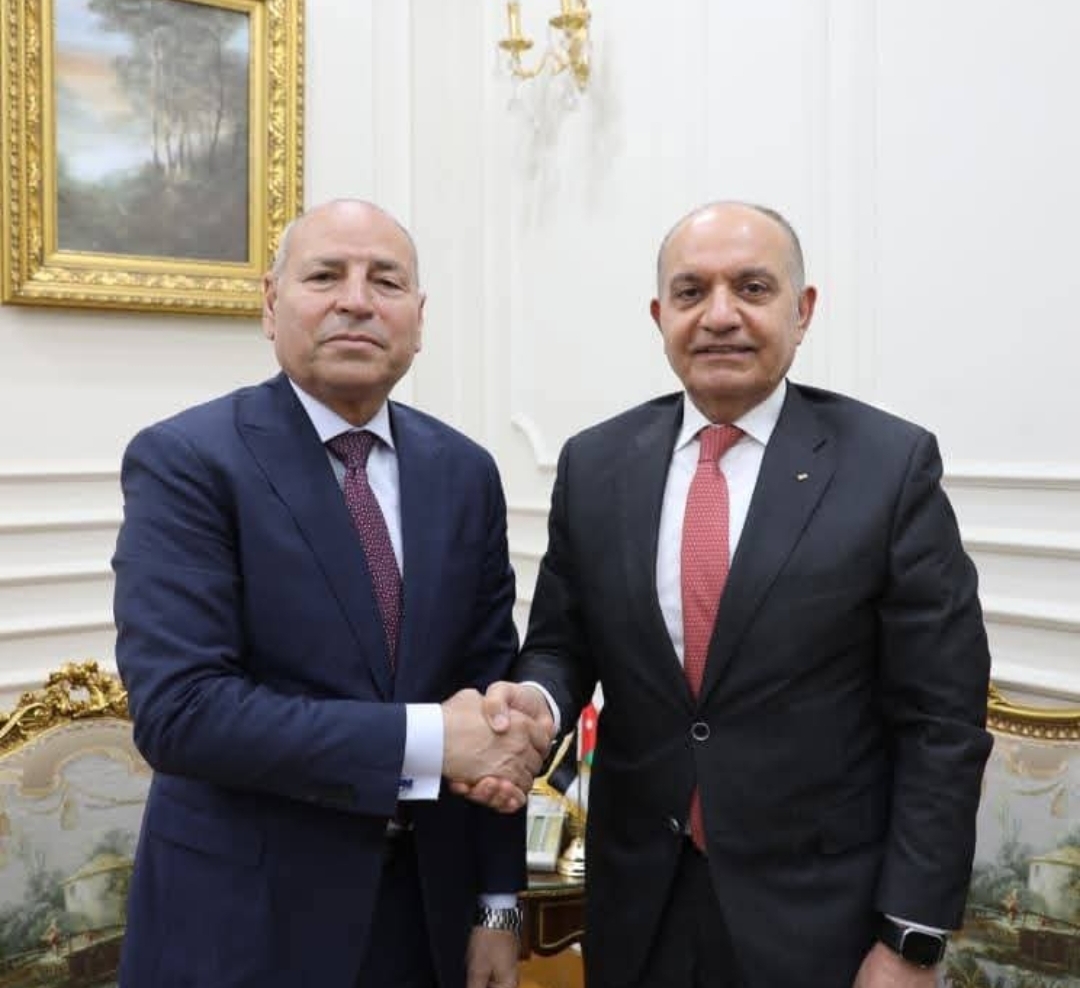 محافظ القاهرة يلتقى سفير الأردن بالقاهرة بديوان عام المحافظة