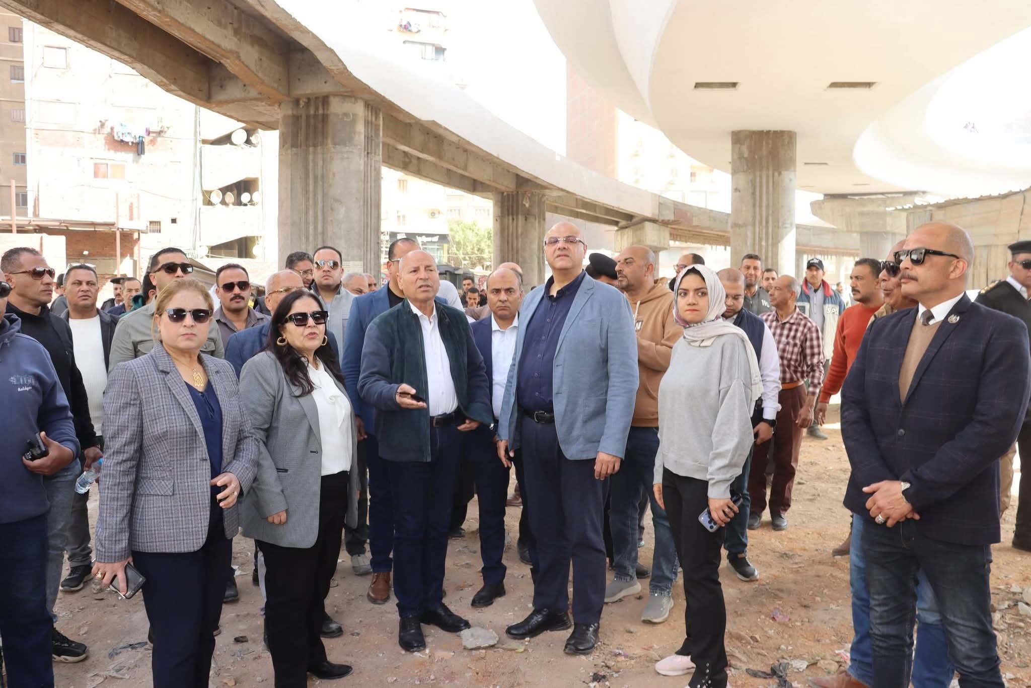 لليوم الثاني.. محافظ القاهرة ومحافظ القليوبية على رأس حملة موسعة بالمنطقة الحدودية بالمرج