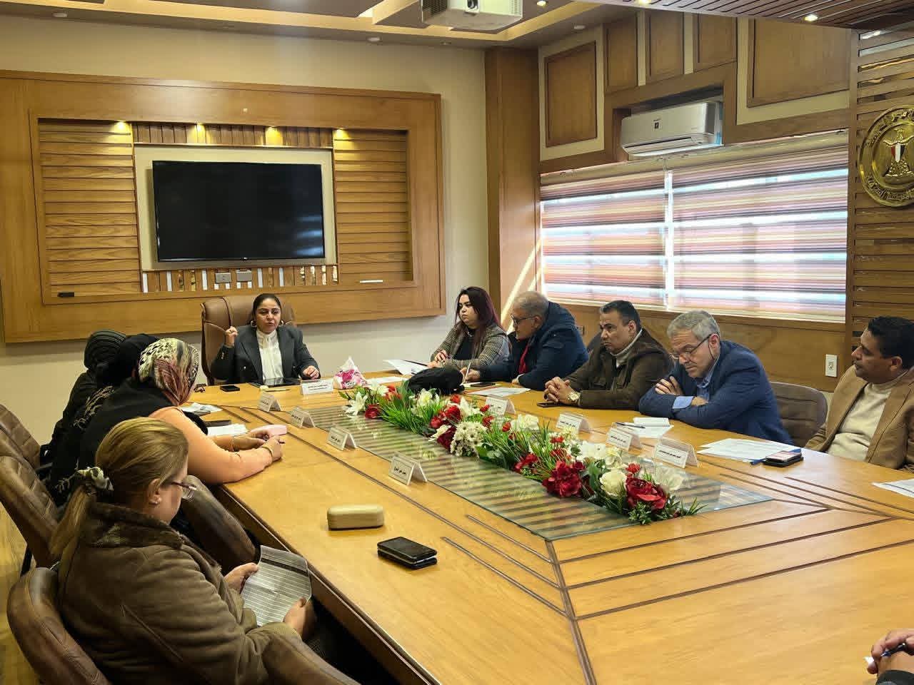 نائب محافظ القاهرة للمنطقة الشرقية يتابع ملفات التصالح على مخالفات البناء